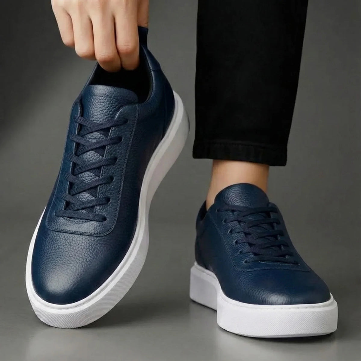 Sneakers en Cuir Grainé - Tres Confortable