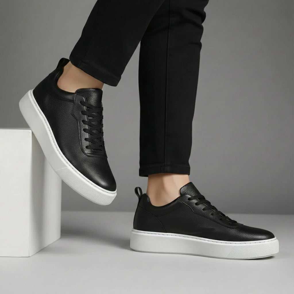 Sneakers Noir en Cuir Grainé - Tres Confortable